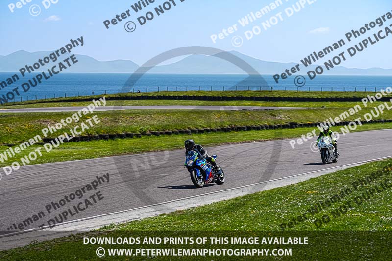 anglesey no limits trackday;anglesey photographs;anglesey trackday photographs;enduro digital images;event digital images;eventdigitalimages;no limits trackdays;peter wileman photography;racing digital images;trac mon;trackday digital images;trackday photos;ty croes